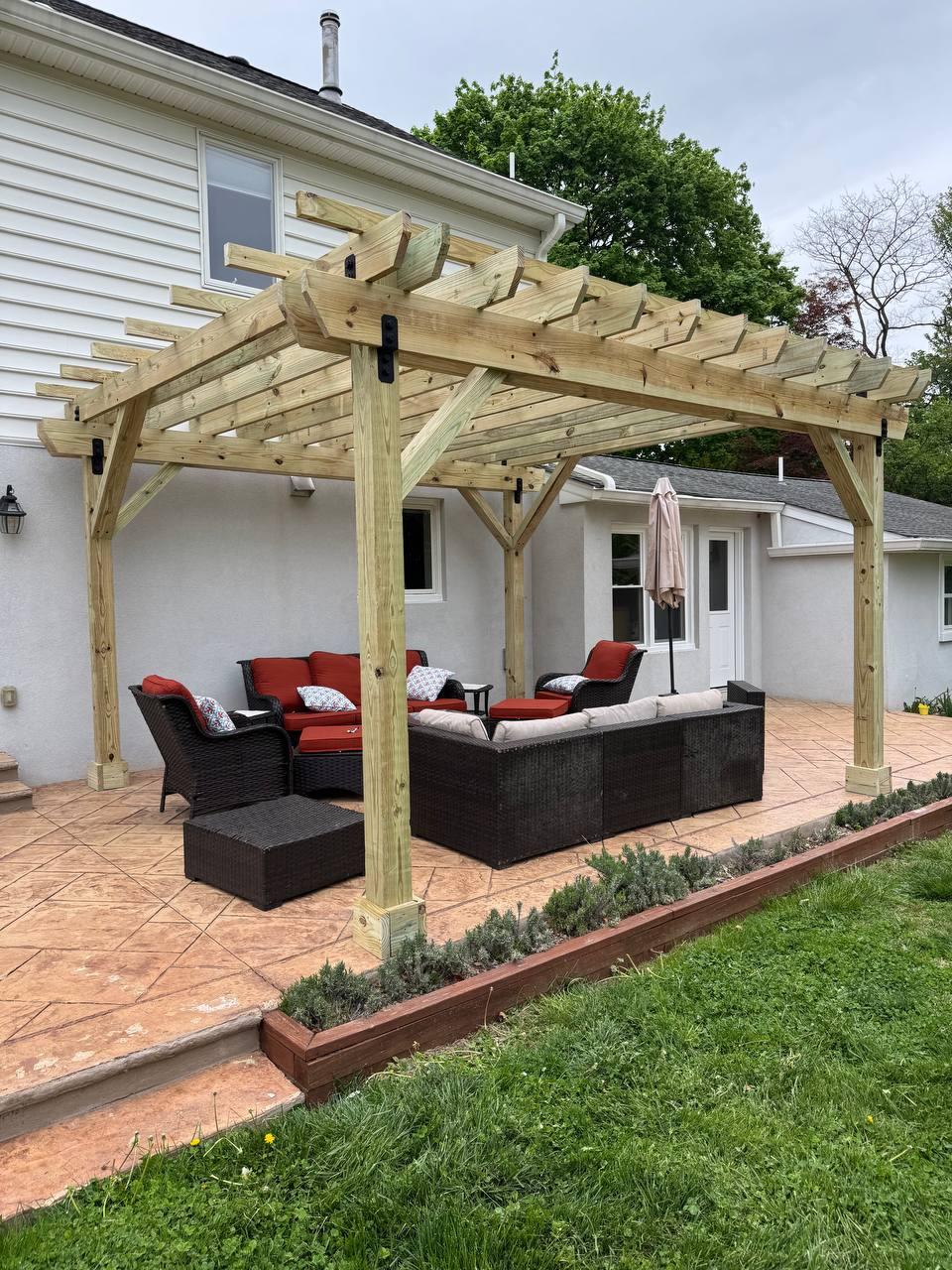 Pergolas project by PH Services — photo 1 of 10